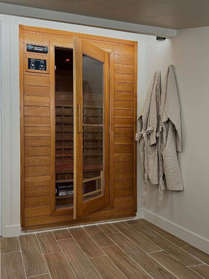 Appartement entier, Spa Privatif - Love Room Luxe - Proche Disney in Marles-en-Brie, Seine-et-Marne