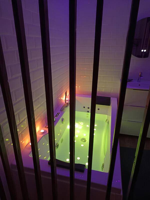 Maison de vacances pour 4 personnes, avec jacuzzi
