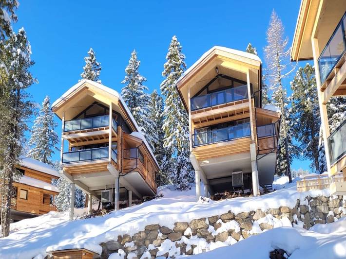 Chalet für 8 Personen, mit Balkon und Terrasse sowie Whirlpool und Sauna in Nockberge