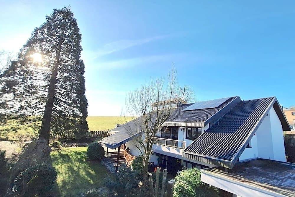 Ganze Wohnung, Gemütliche Fewo im Bergischen Land nahe bei Köln. Haustierfreundlich! in Lohmar, Rhein-Sieg-Kreis