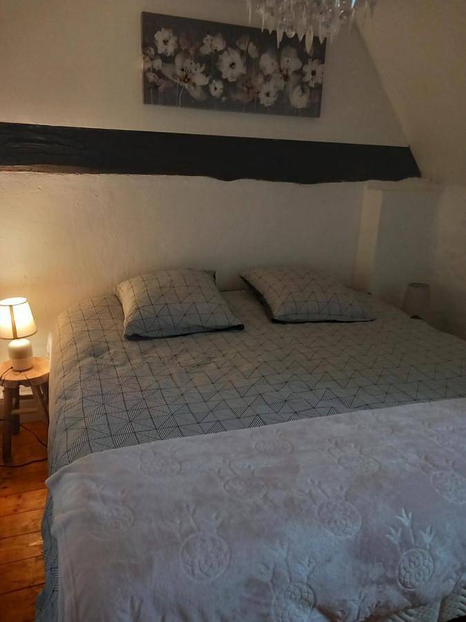 Two-Bedroom House in Sarrazac, Parc naturel régional Périgord-Limousin
