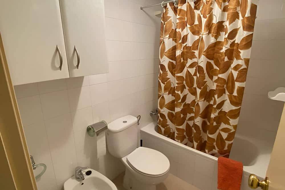 Appartamento intero, Fabulous apartment on the beachfront, outdoor pool, sea views and much more! in Urbasur, Isla Cristina