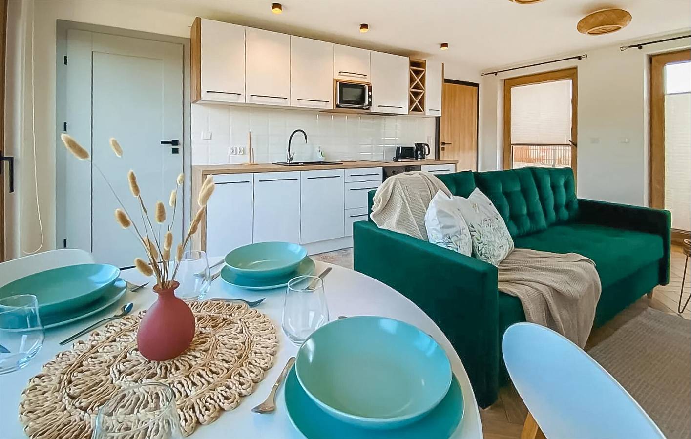 Ganze Ferienwohnung, Ferienwohnung für 6 Personen mit Terrasse in Nowęcin, Polnische Ostsee