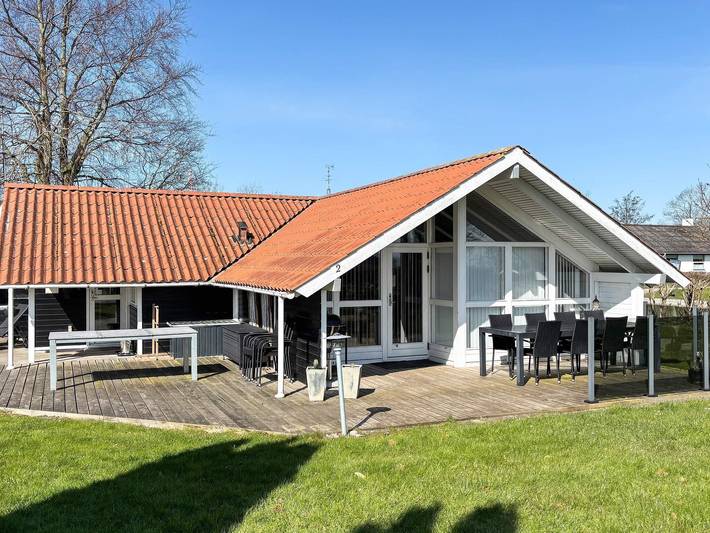 Ferienhaus für 8 Personen, mit Terrasse und Garten sowie Sauna in Mommark