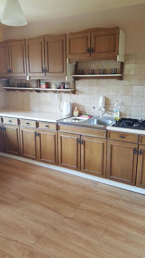 Apartament wakacyjny dla 2 osób, z Taras i Jacuzzi oraz Ogród w Chęciny