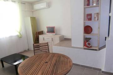 Appartement De Vacances pour 2 Personnes dans Vaison-la-Romaine, Parc naturel régional du Mont-Ventoux, Photo 4