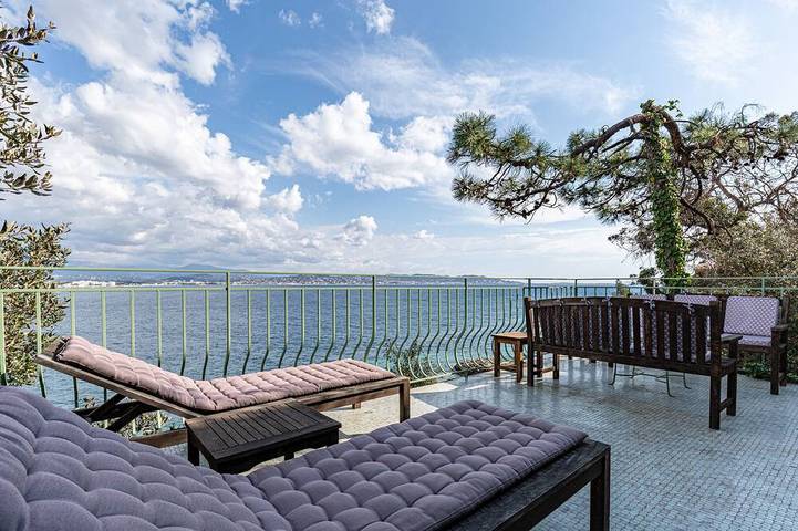 Villa pour 10 personnes, avec Balcon ainsi que Terrasse et Jardin à Théoule-sur-Mer