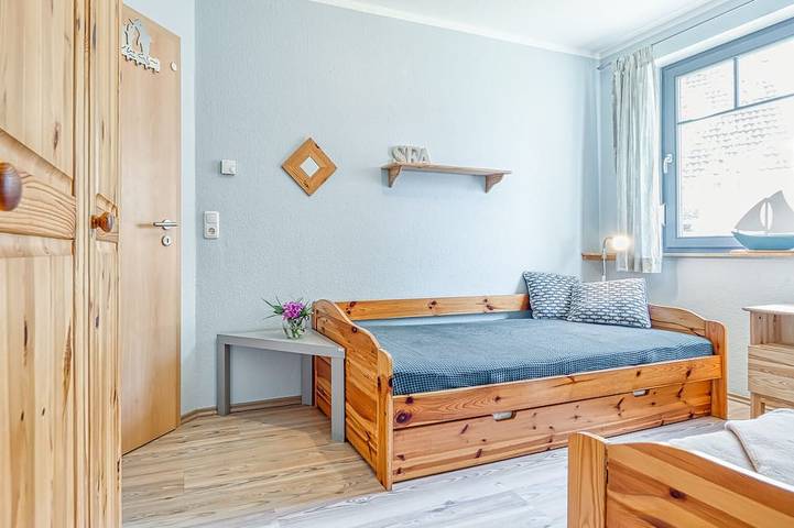 Ganze Wohnung, Komfortable, ruhige 3-Zimmer-Erdgeschosswhg, Garten, Kamin und FussBoden-Heizung in Prerow, Fischland - Darß - Zingst