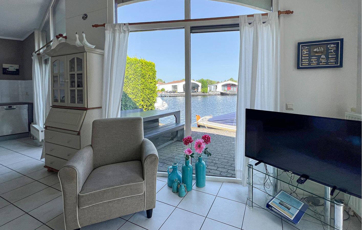 Ferienhaus für 4 Personen mit Ausblick in Lemmer, Ijsselmeer