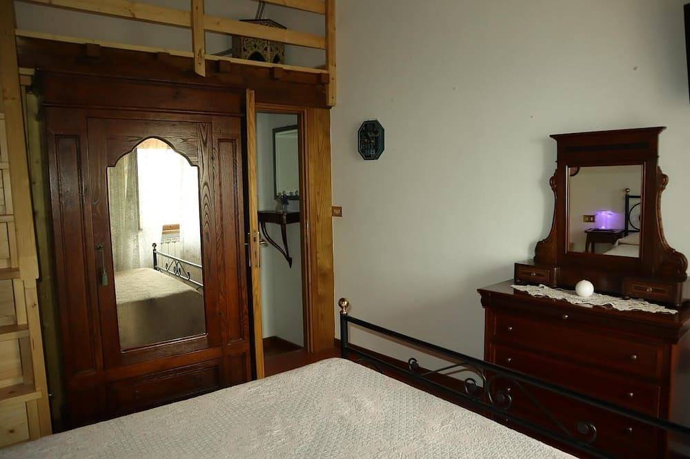 Casa Linda a window to the sea in Stazzema, Italienische Riviera