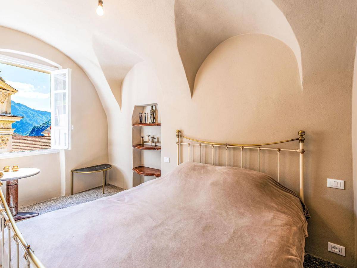 Appartement entier, Apartment Nella Piazza by Interhome in Airole, Alpes liguriennes