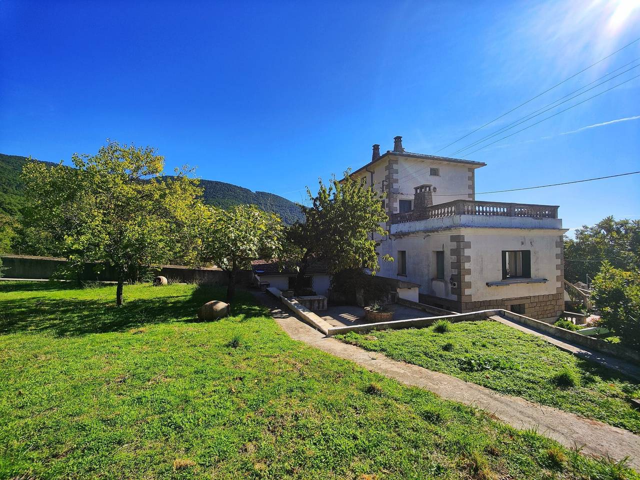 Maison de vacances 'El Rozado' avec vue sur la montagne, terrasse privée et Wi-Fi in Piedralaves, Région d'Ávila
