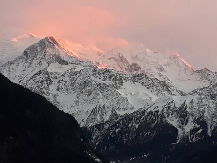 Gîte pour 2 personnes, avec vue et jardin à Servoz - 2