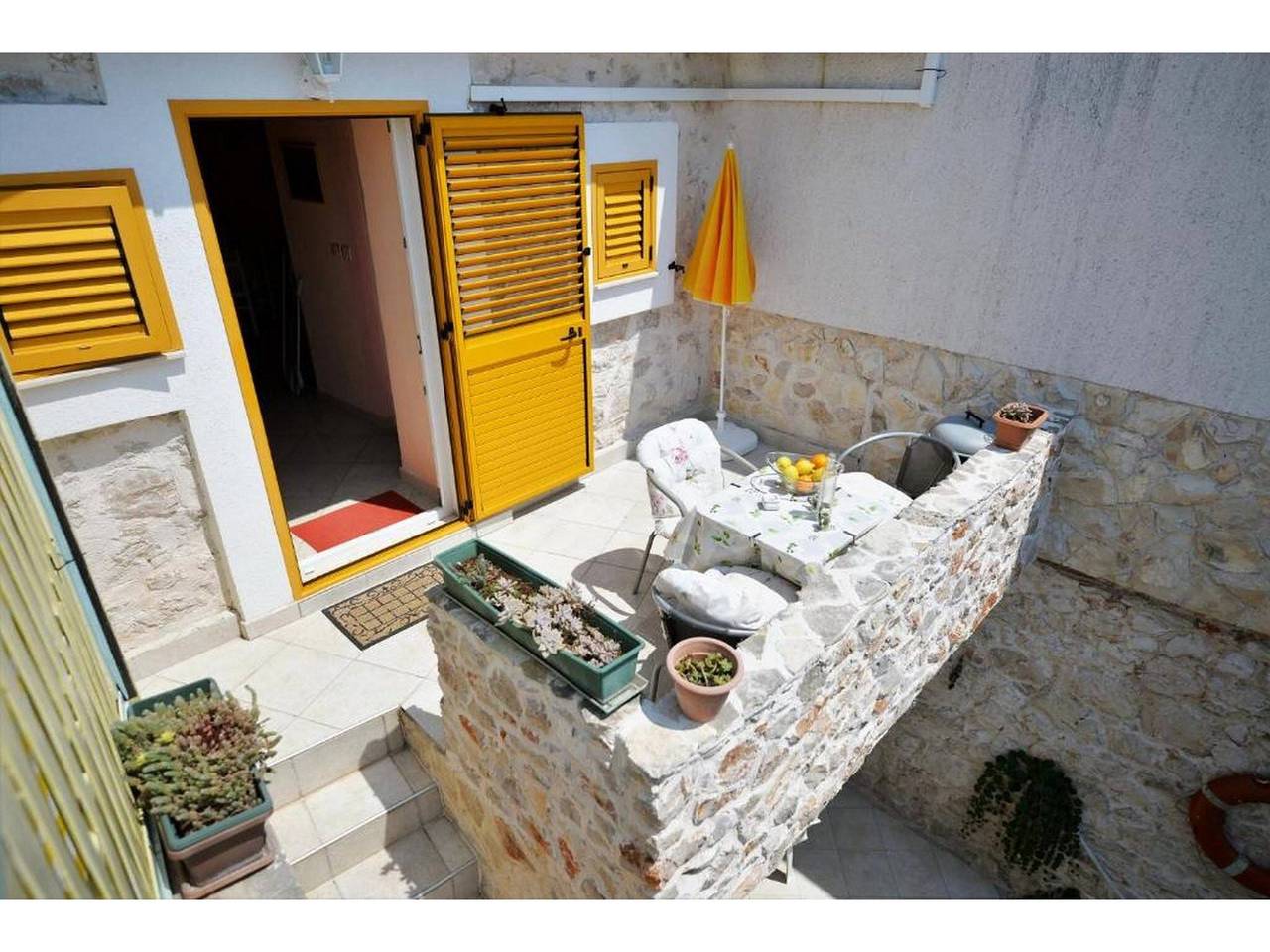 Ganze Wohnung, Apartments Sunce - Yellow A1 in Općina Murter-Kornati, Murter