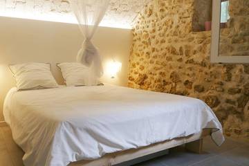 Gîte pour 2 personnes, avec piscine ainsi que jardin et terrasse à Navacelles