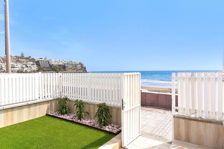Ferienwohnung für 4 Personen, mit Terrasse und Garten in Spanien