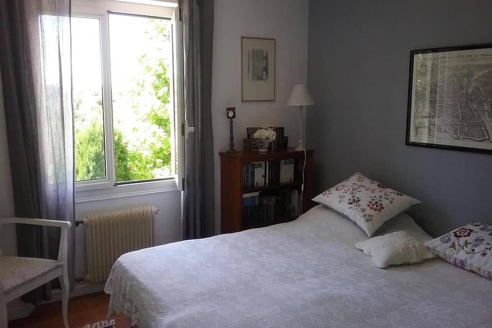 Schönes Zuhause in der Natur in Vence, Mittelmeerküste (Frankreich)