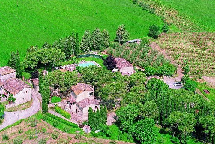 Location de vacances pour 4 personnes, avec jardin et piscine, animaux acceptés à Colle di Val d'Elsa - 3