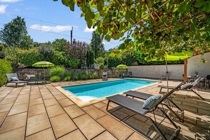 Apartamento inteiro, Apartamento '2, 65 Qm, Balkon' com piscina partilhada, terraço privado e acesso Wi-Fi in Vogtsburg - Oberrotweil, Vogtsburg