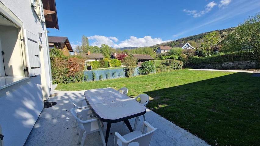 Location de vacances pour 6 personnes, avec vue sur le lac ainsi que vue et jardin à Neuvecelle - 2