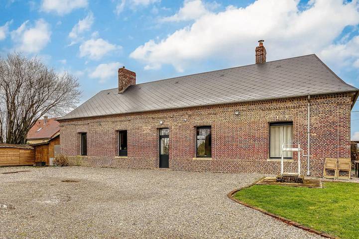 Location de vacances pour 4 personnes, avec jardin dans Auvilliers