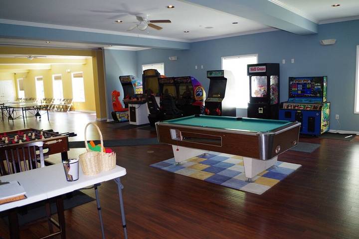 Vacation house for 8 people, with pool and terrace in Pocono Mountains