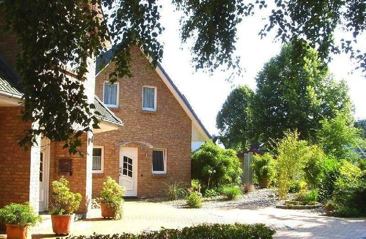 Ferienhaus für 2 Personen, mit Terrasse und Garten in Damp