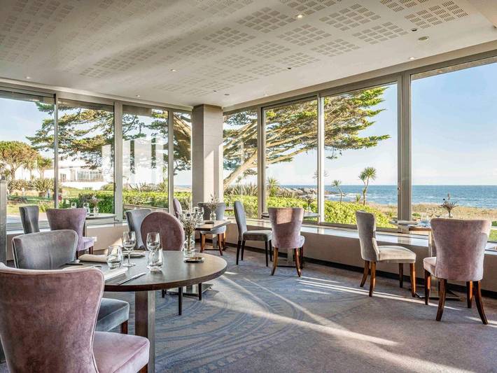 Hôtel pour 2 personnes, avec piscine et terrasse ainsi que jacuzzi et sauna