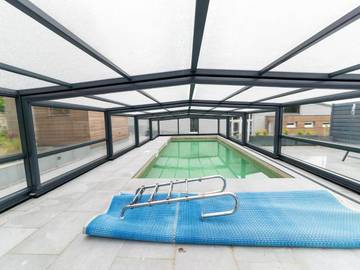 Gîte pour 8 personnes, avec sauna et terrasse ainsi que piscine et jardin à Ohey