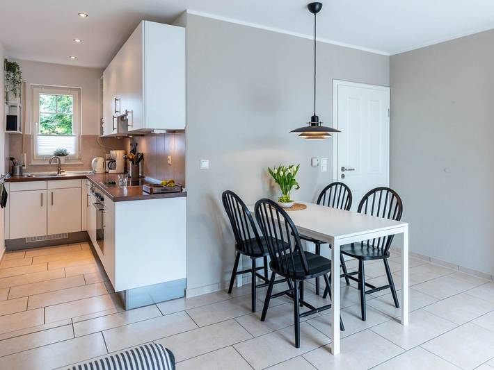 Ferienhaus für 4 Personen, mit Terrasse und Garten, kinderfreundlich in Boltenhagen - 3