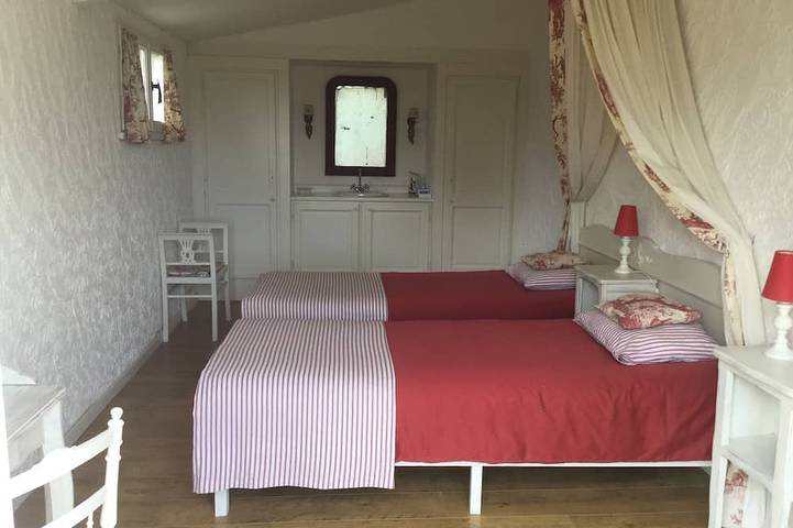 Location de vacances pour 4 personnes, avec jardin et terrasse, animaux acceptés à Le Buisson-de-Cadouin - 3