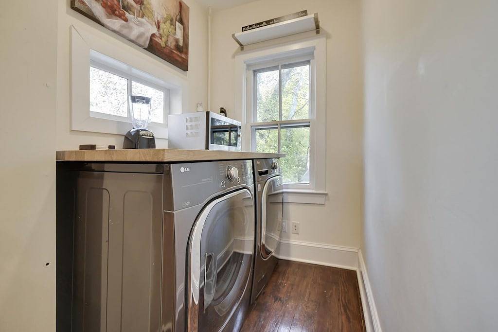 Ganze Wohnung, Princeton Condo in der obersten Etage mit eigenem Balkon in Princeton Township, Mercer County