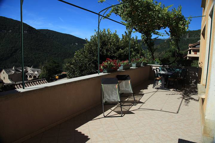 Gîte pour 6 personnes, avec balcon, animaux acceptés
