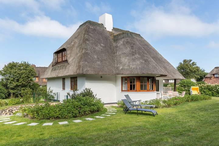 Ferienhaus für 5 Personen, mit Terrasse und Garten sowie Sauna in Keitum - 4