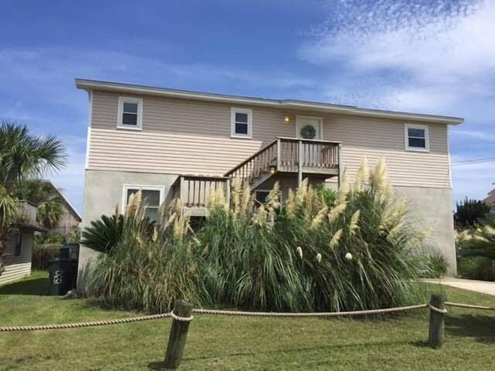 Vacation rental for 6 people, with yard and terrace in Amelia Island
