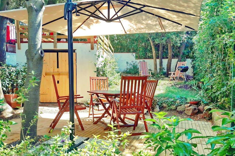 Ganze Wohnung, Fantastische Aussicht, privater Garten, Klimaanlage, kostenloses Wifi. in Livorno, Etruskische Küste