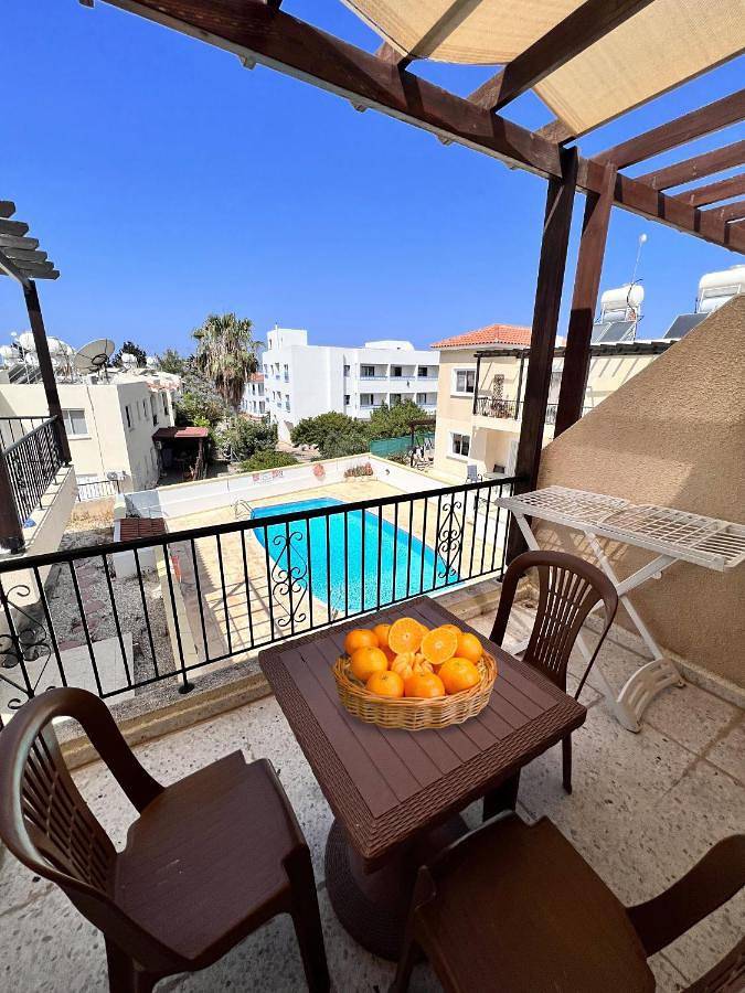 Ferienwohnung für 4 Personen, mit Pool und Balkon sowie Ausblick in Paphos - 3