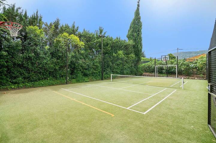 Maison de vacances pour 19 personnes, avec jardin et sauna à Peymeinade