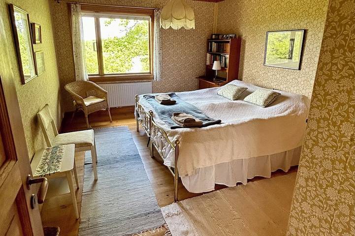 Waterfront villa in Långstrandsudd: Panoramic views, private sauna, and dock in Arcipelago di Stoccolma