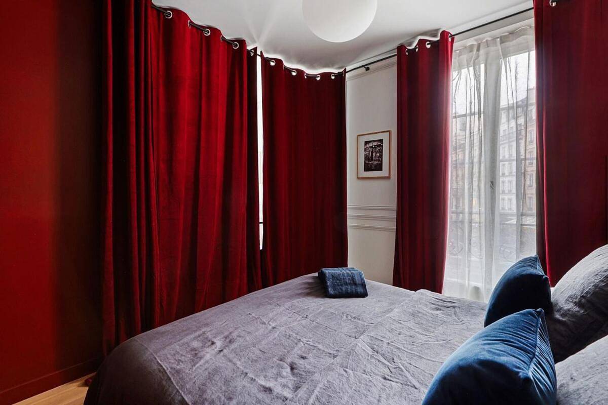 Appartement entier, Saint Placide Ii Suite in Paris, Île de France