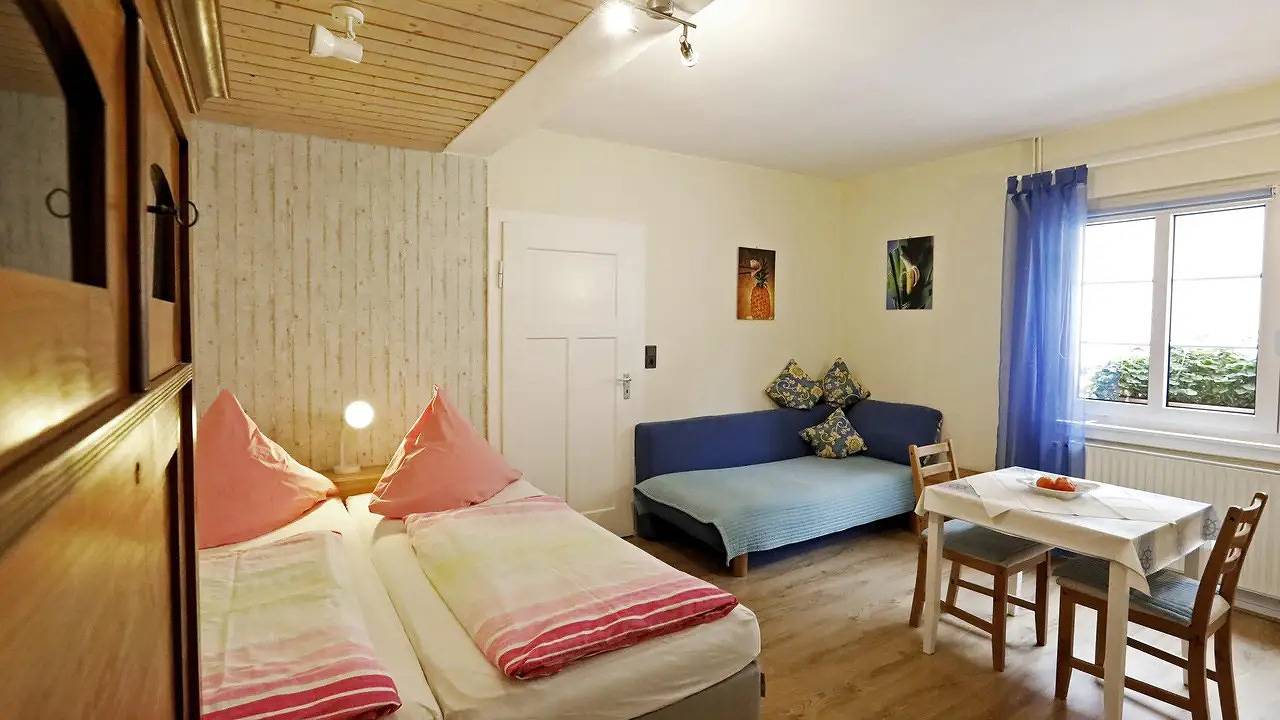 Ganze Ferienwohnung, Ferienwohnung für 2 Personen (37 m²) in Bad Dürkheim in Bad Dürkheim, Pfälzer Rheinebene