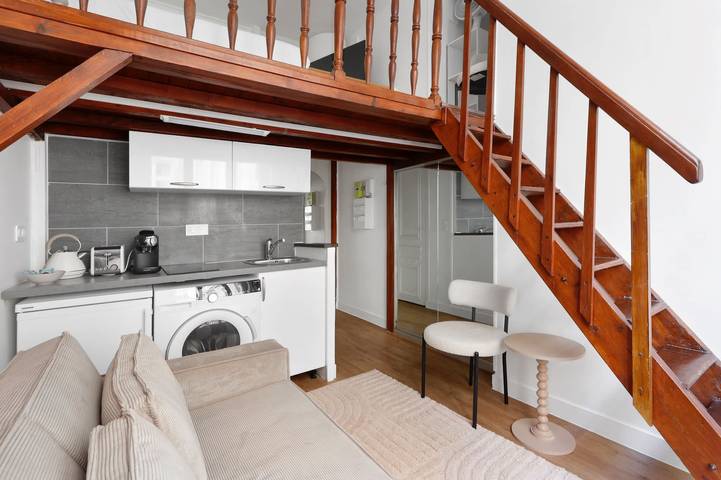 Appartement entier, Bm-Appartement Design en Duplex Champs-Elysees in Paris, Île de France
