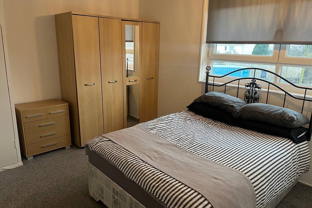 For tradesman contractors,Wifi,parking in Nord Lanarkshire