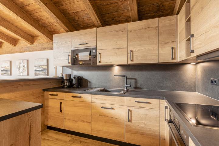 Ferienhaus für 10 Personen, mit Sauna und Seeblick sowie Balkon in Uttendorf - 2
