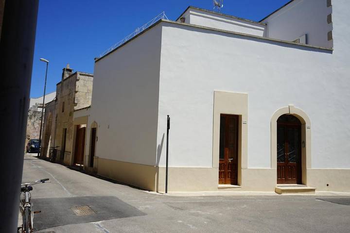 Gîte pour 2 personnes, avec terrasse ainsi que jardin et vue à Martano - 2