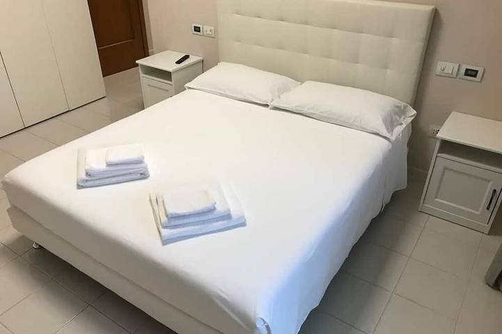 Ganze Wohnung, Das Haus von Sonia. 50 Meter vom Meer entfernt. Ideal für Familien. in Pallino Beach, Montesilvano