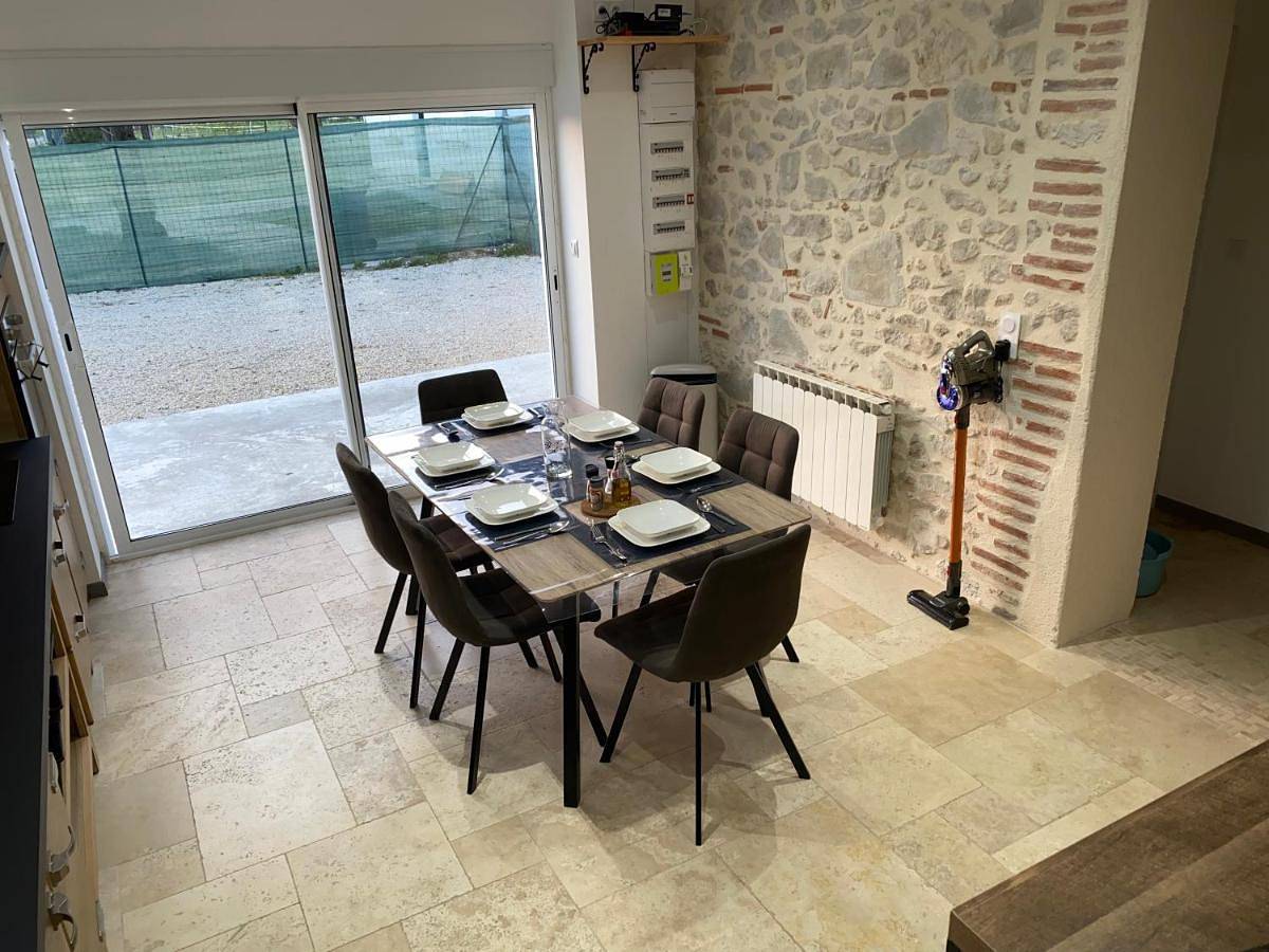 Three-Bedroom House in Villeneuve-sur-Lot, Région de Villeneuve-sur-Lot