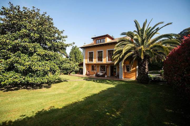 Ferienhaus für 8 Personen, mit Garten und Balkon - 1