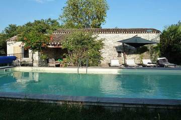 Location de vacances pour 6 personnes, avec jardin et terrasse à Monflanquin