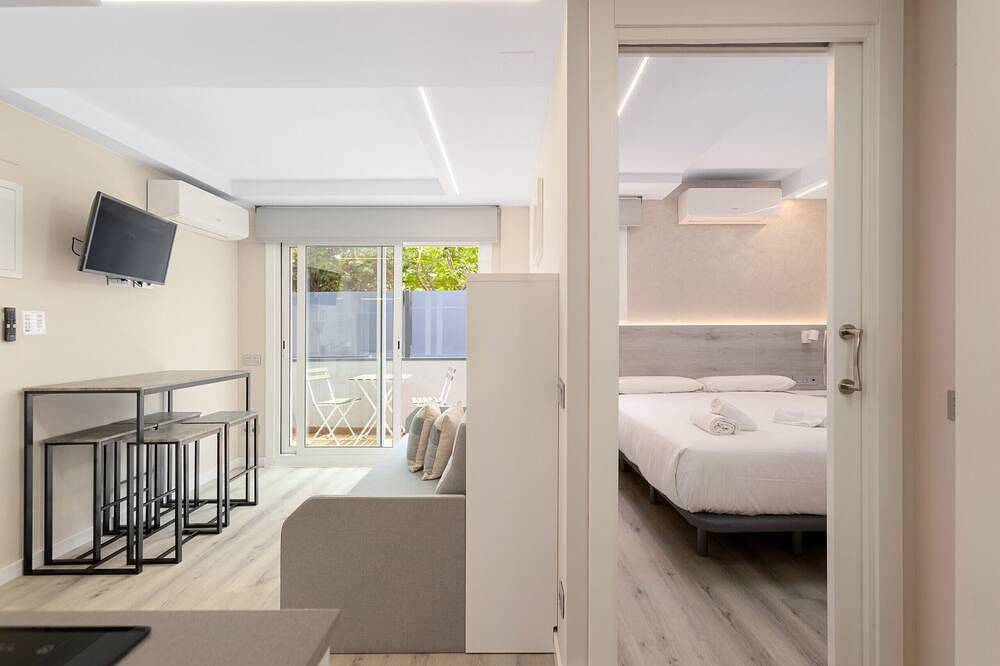 Entire apartment, Gregal - Aparthotel with Swimming Pool in Vilassar de Mar, Costa del Maresme